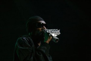 Snoop Dogg dan Charlie Sheen Berkolaborasi?