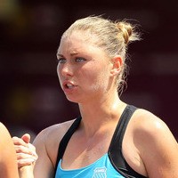 Zvonareva ke Semifinal, Ferrer Tumbang