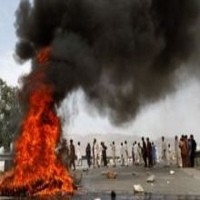 2 Bom Bunuh Diri di Kuil Pakistan Tewaskan 41 Orang 