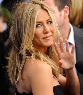Jennifer Aniston Ingin Bisa Nyanyi Seperti Gwyneth Paltrow