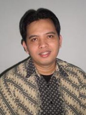 Hanta Yuda: Electoral, Power & Sekuritas, Motif Politisi Lompat Pagar ke PD