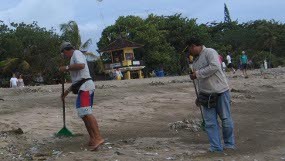 Hotel & Restoran Juga Diminta Bersihkan Sampah Pantai Kuta