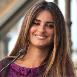 Penelope Cruz Rahasiakan Filmnya Bersama Woody Allen