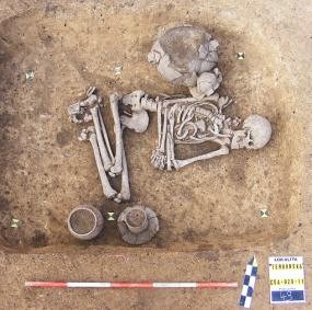 Wow, Manusia Gay Pertama Ditemukan!