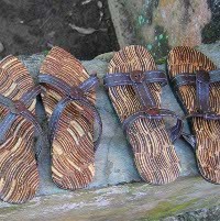Uniknya Sandal Limbah Tempurung Kelapa dari Purbalingga