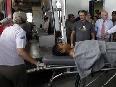 Penembakan di Sekolah, 12 Orang Tewas