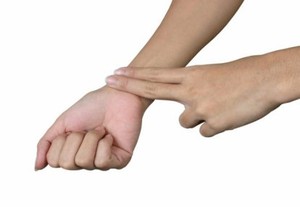 Cek Kesehatan yang Bisa Dilakukan Sendiri di Rumah