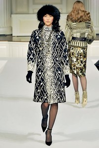 Oscar de la Renta, Fall/Winter 2011. New York Fashion Week 2011. [Photo by Slaven Vlasic/Getty Images]