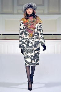 Oscar de la Renta, Fall/Winter 2011. New York Fashion Week 2011. [Photo by Slaven Vlasic/Getty Images]