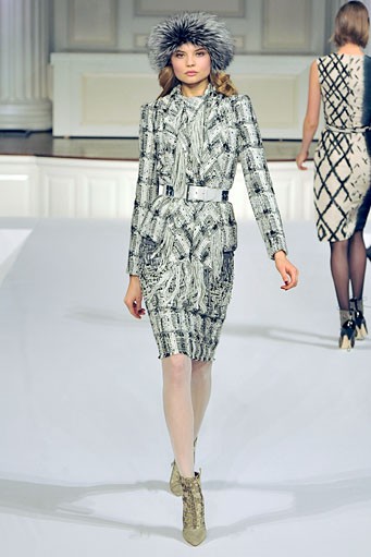 Oscar de la Renta, Fall/Winter 2011. New York Fashion Week 2011. [Photo by Slaven Vlasic/Getty Images]