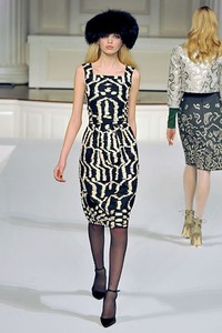 Oscar de la Renta, Fall/Winter 2011. New York Fashion Week 2011. [Photo by Slaven Vlasic/Getty Images]