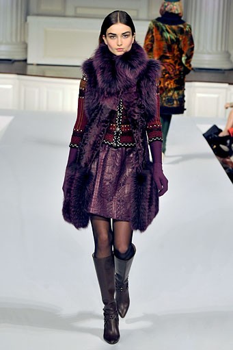 Oscar de la Renta, Fall/Winter 2011. New York Fashion Week 2011. [Photo by Slaven Vlasic/Getty Images]