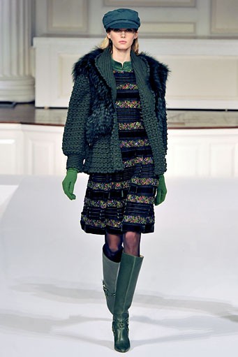 Oscar de la Renta, Fall/Winter 2011. New York Fashion Week 2011. [Photo by Slaven Vlasic/Getty Images]