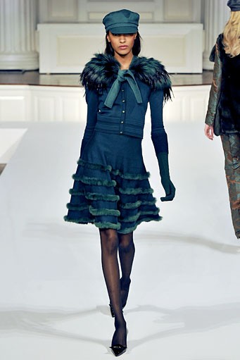 Oscar de la Renta, Fall/Winter 2011. New York Fashion Week 2011. [Photo by Slaven Vlasic/Getty Images]