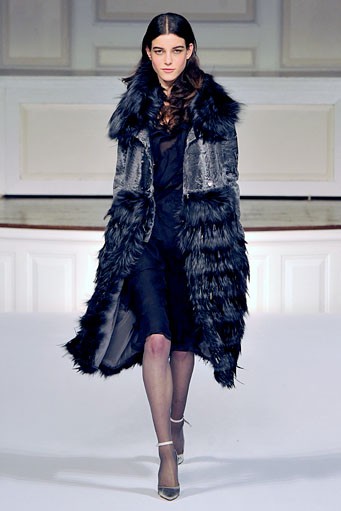 Oscar de la Renta, Fall/Winter 2011. New York Fashion Week 2011. [Photo by Slaven Vlasic/Getty Images]