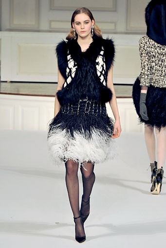 Oscar de la Renta, Fall/Winter 2011. New York Fashion Week 2011. [Photo by Slaven Vlasic/Getty Images]