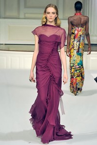 Oscar de la Renta, Fall/Winter 2011. New York Fashion Week 2011. [Photo by Slaven Vlasic/Getty Images]