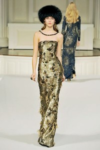 Oscar de la Renta, Fall/Winter 2011. New York Fashion Week 2011. [Photo by Slaven Vlasic/Getty Images]