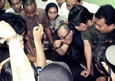 Padi Rayakan Ultah di Tahanan