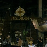 Pacu Adrenalin dengan Roller Coaster Tercepat di Dunia