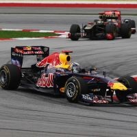 Vettel Menang Lagi