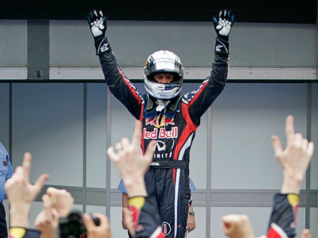 Vettel Bertakhta di Sepang  