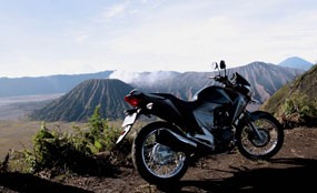 New MegaPro Dongkrak Penjualan Motor Sport Honda