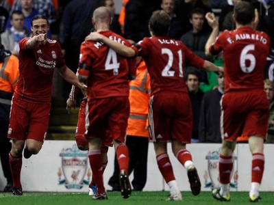 Carroll Bintang, The Reds Menang  