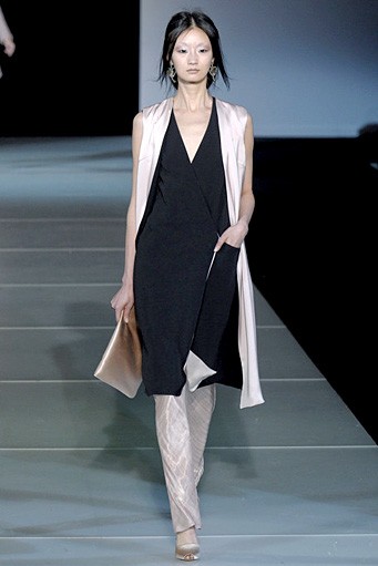 Giorgio Armani, Fall/Winter 2011. Milan Fashion Week 2011. [Photo by Vittorio Zunino Celotto/Getty Images]