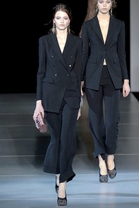 Giorgio Armani, Fall/Winter 2011. Milan Fashion Week 2011. [Photo by Vittorio Zunino Celotto/Getty Images]