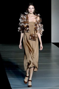 Giorgio Armani, Fall/Winter 2011. Milan Fashion Week 2011. [Photo by Vittorio Zunino Celotto/Getty Images]