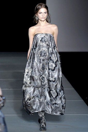 Giorgio Armani, Fall/Winter 2011. Milan Fashion Week 2011. [Photo by Vittorio Zunino Celotto/Getty Images]