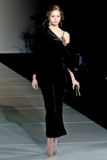Giorgio Armani, Fall/Winter 2011. Milan Fashion Week 2011. [Photo by Vittorio Zunino Celotto/Getty Images]
