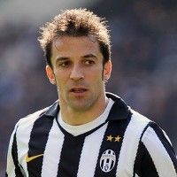Derita Del Piero di Bangku Penonton
