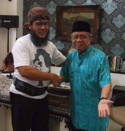 Siapa Sebenarnya Sang Penuduh Taufiq Ismail, Bramantyo Prijosusilo?