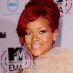 Rihanna Dominasi Nominasi Billboard Music Awards