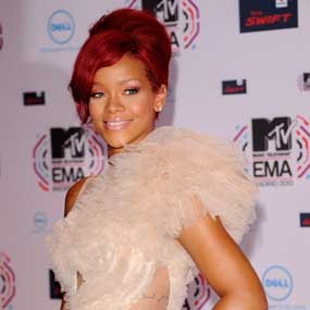Rihanna Dominasi Nominasi Billboard Music Awards
