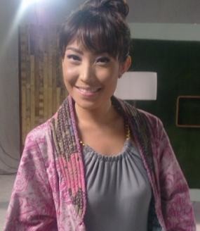 Ayu Dewi Dicampakkan Zumi Zola Lewat SMS?