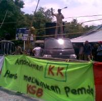 8 Camat Pimpin Demo Menuntut 7% Saham Newmont 