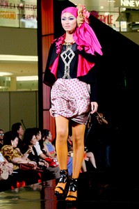 Denny Wirawan Viore D Amore. Fashion Nation 2011 at Senayan City. Jakarta. [Foto: Mohammad Abduh/Wolipop]