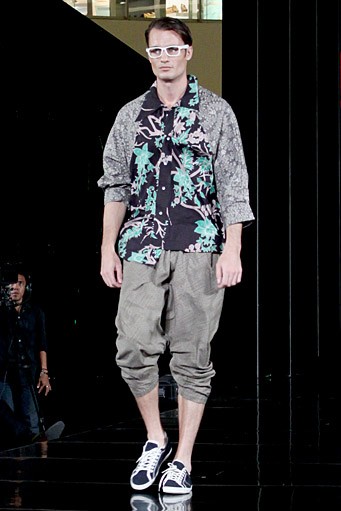 Eddy Betty Adbe Love. Fashion Nation 2011 at Senayan City. Jakarta. [Foto: Mohammad Abduh/Wolipop]