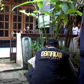 Polisi Periksa Kediaman Adik Kandung M Syarif