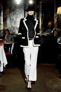 Bill Blass, Fall/Winter 2011. New York Fashion Week 2011. [Photo by Slaven Vlasic/Getty Images]