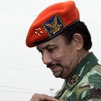  UI Anugerahkan Doktor Kehormatan kepada Sultan Brunei
