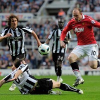 Newcastle Tahan MU