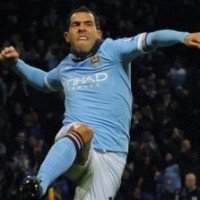 Tekad Tevez Mengukir Kenangan Baru di Wembley