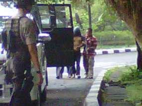 Penyisiran Bom Pepi Selesai, Pintu Keluar Tol UKI Kembali Dibuka