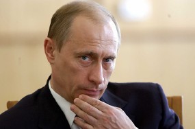 Putin: Pasukan Koalisi Tak Berhak Bunuh Khadafi