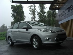 Kewalahan dengan Fiesta Hatchback, Ford Tunda Versi Sedan