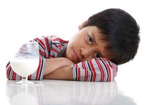 Tanda-tanda Anak Kena Alergi Susu Sapi